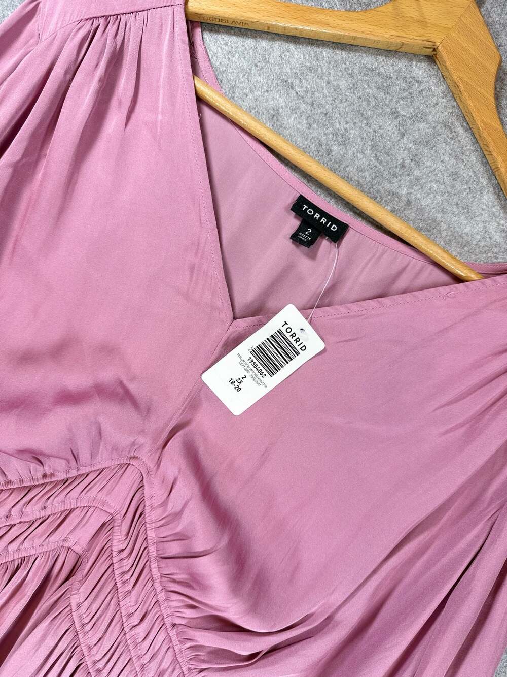 NWT Torrid Peplum‎ Satin Smocked Waist Top Size 2 (18-20)